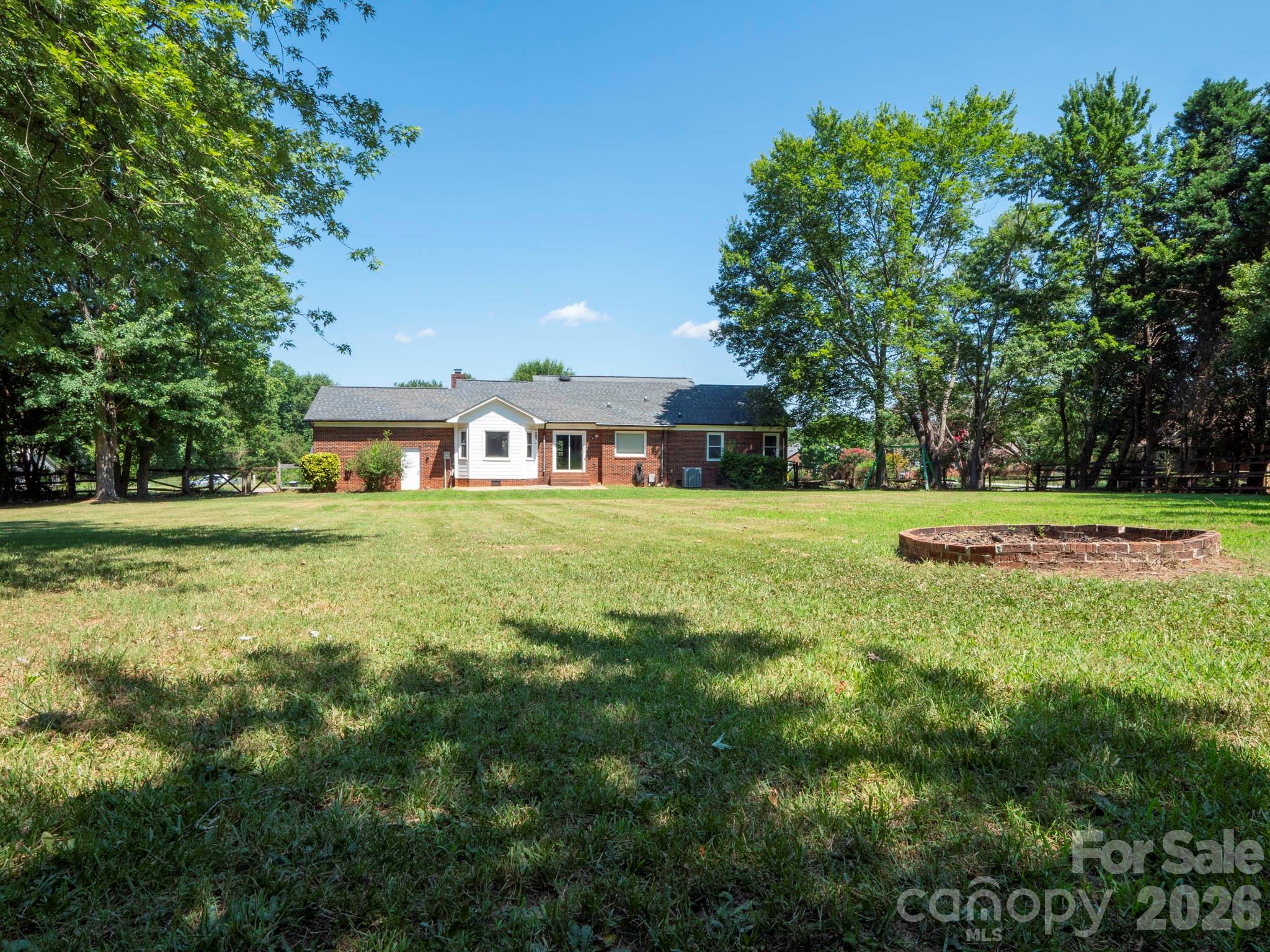 3117 Karen Lane — Monroe