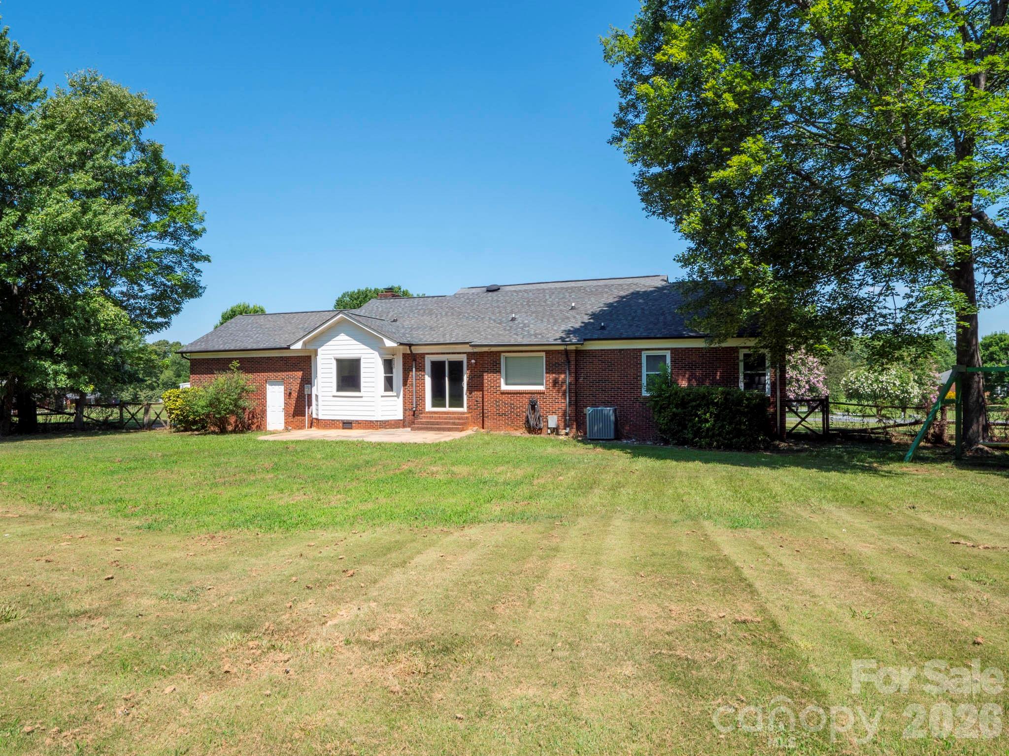 3117 Karen Lane — Monroe