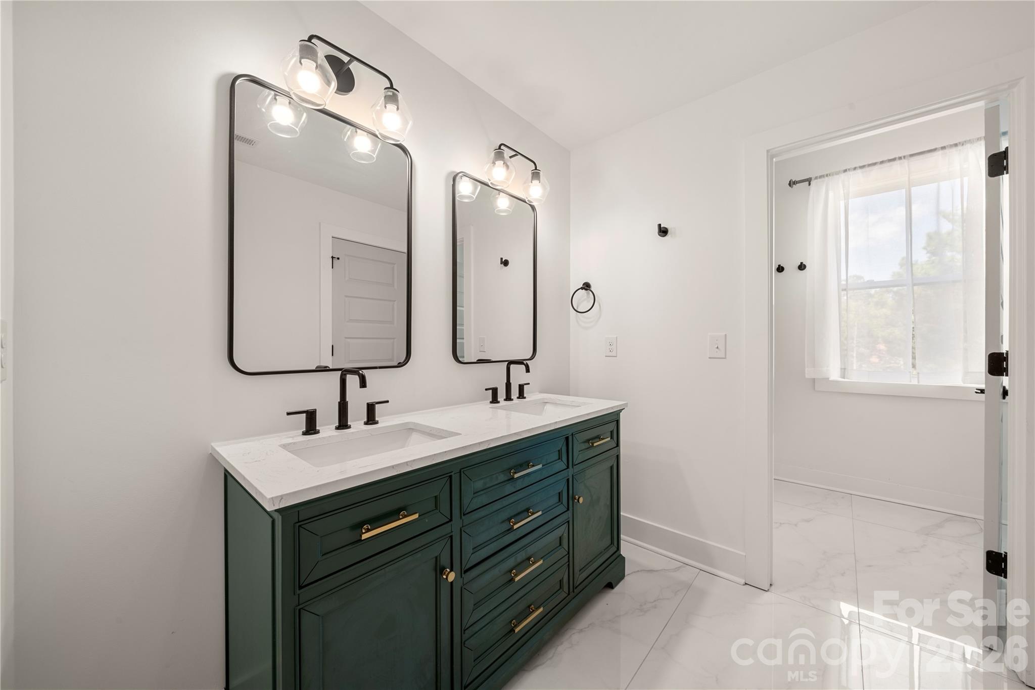 11352 Timber Ridge Road — Charlotte