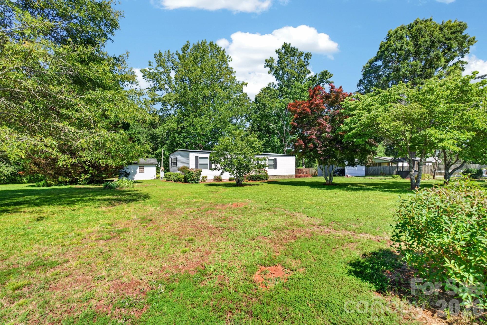 331 Shiloh Road S — York