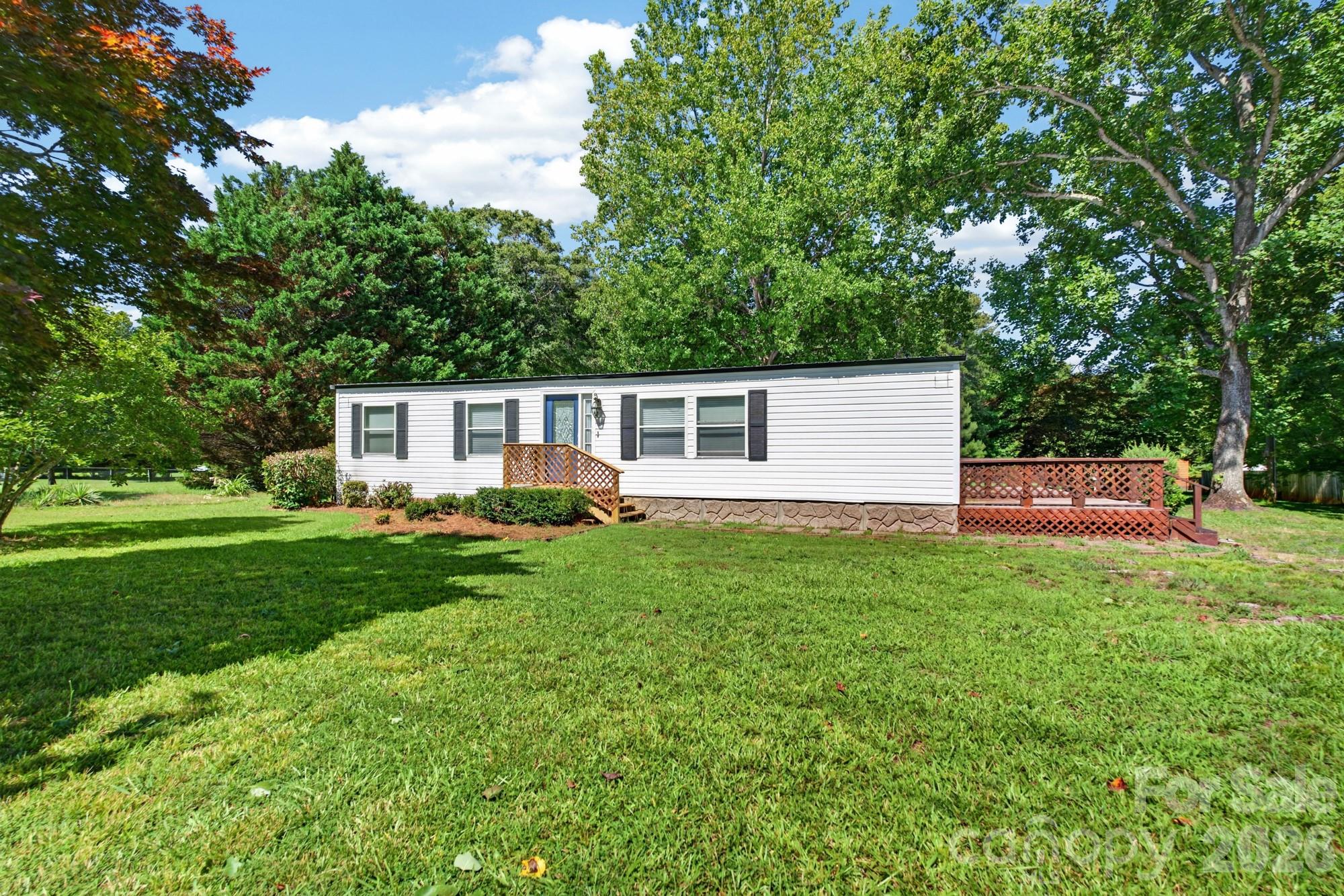 331 Shiloh Road S — York