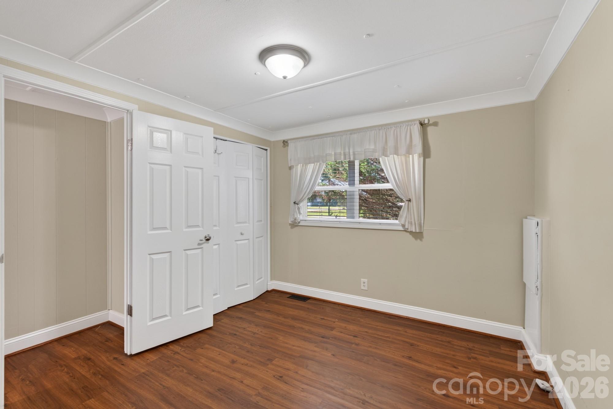 331 Shiloh Road S — York