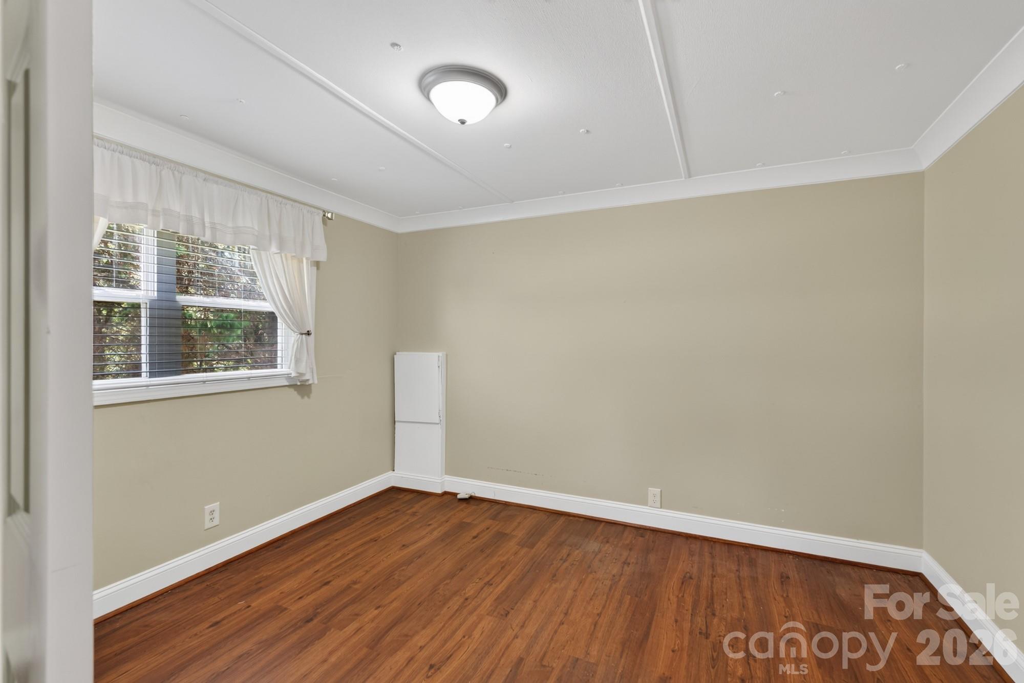 331 Shiloh Road S — York