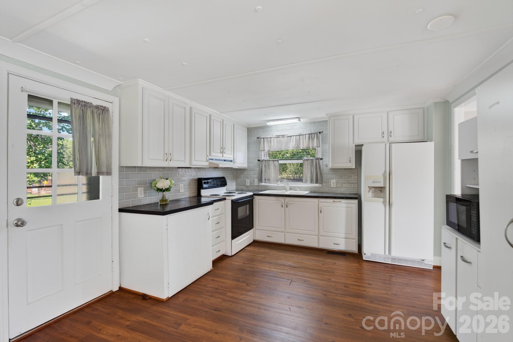 331 Shiloh Road S — York