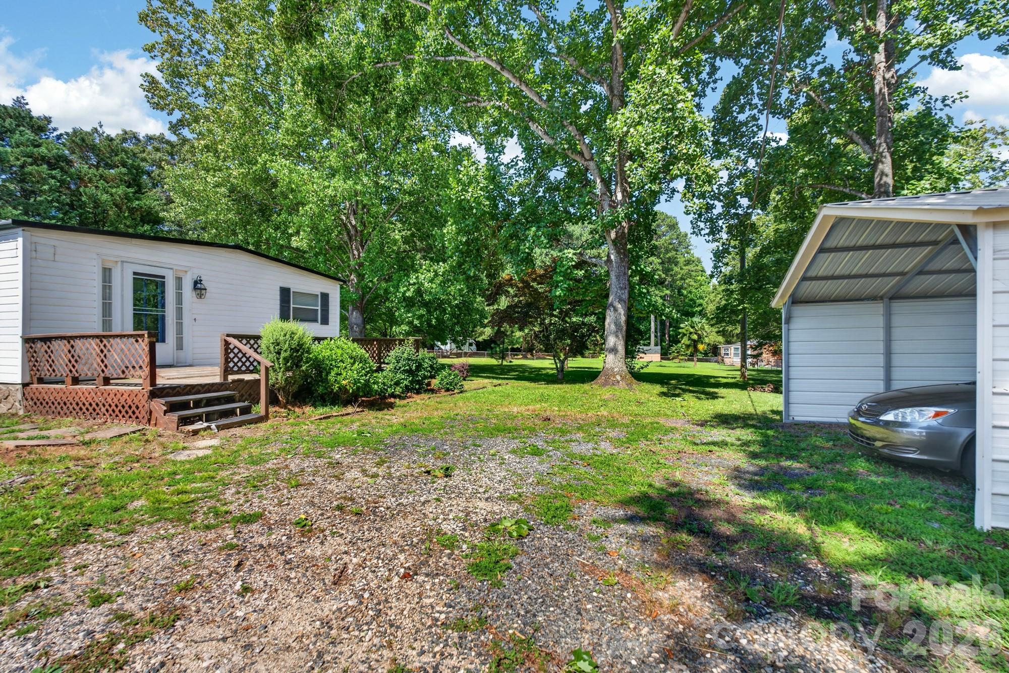 331 Shiloh Road S — York