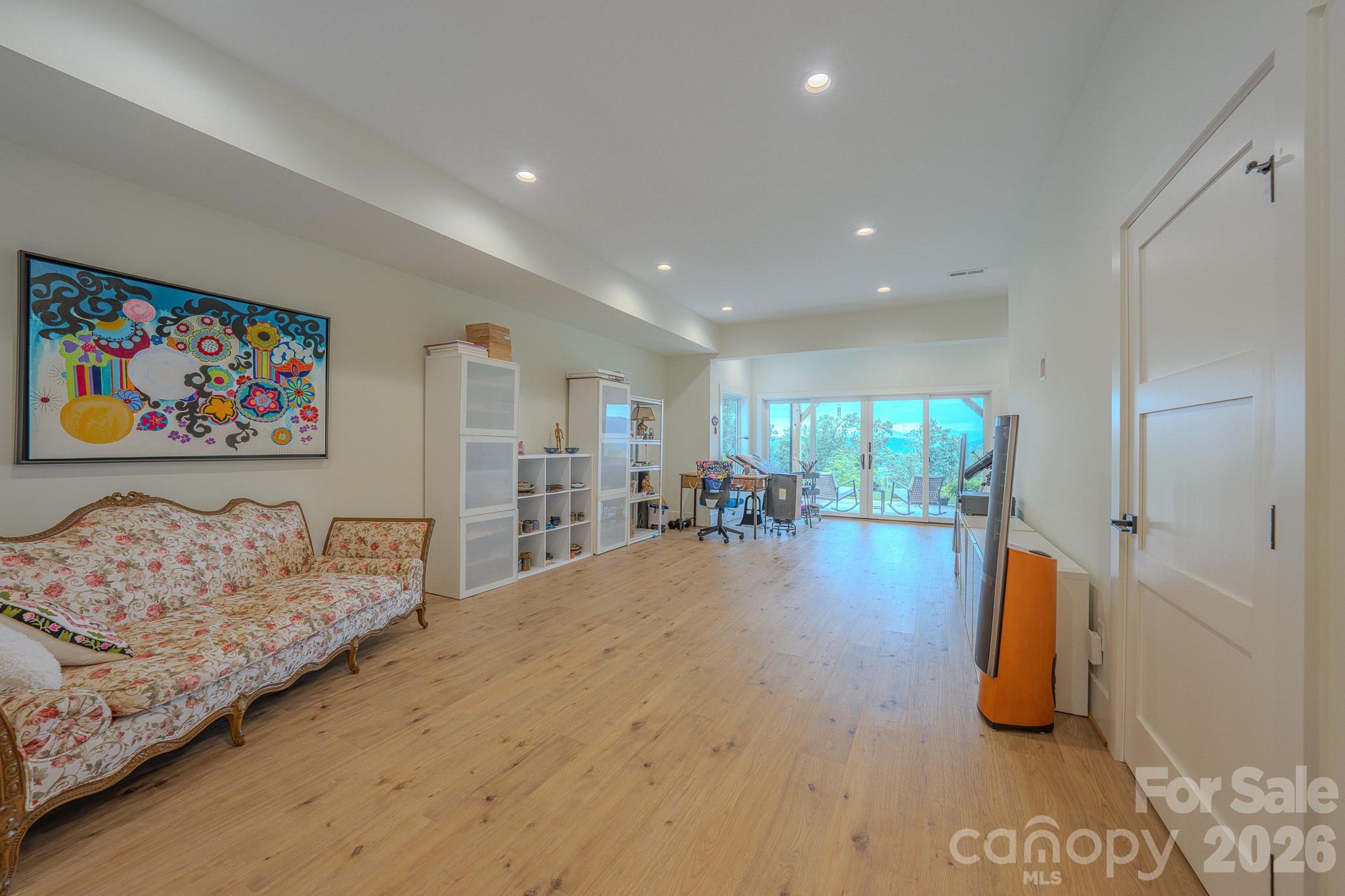 49 Arabella Lane — Arden