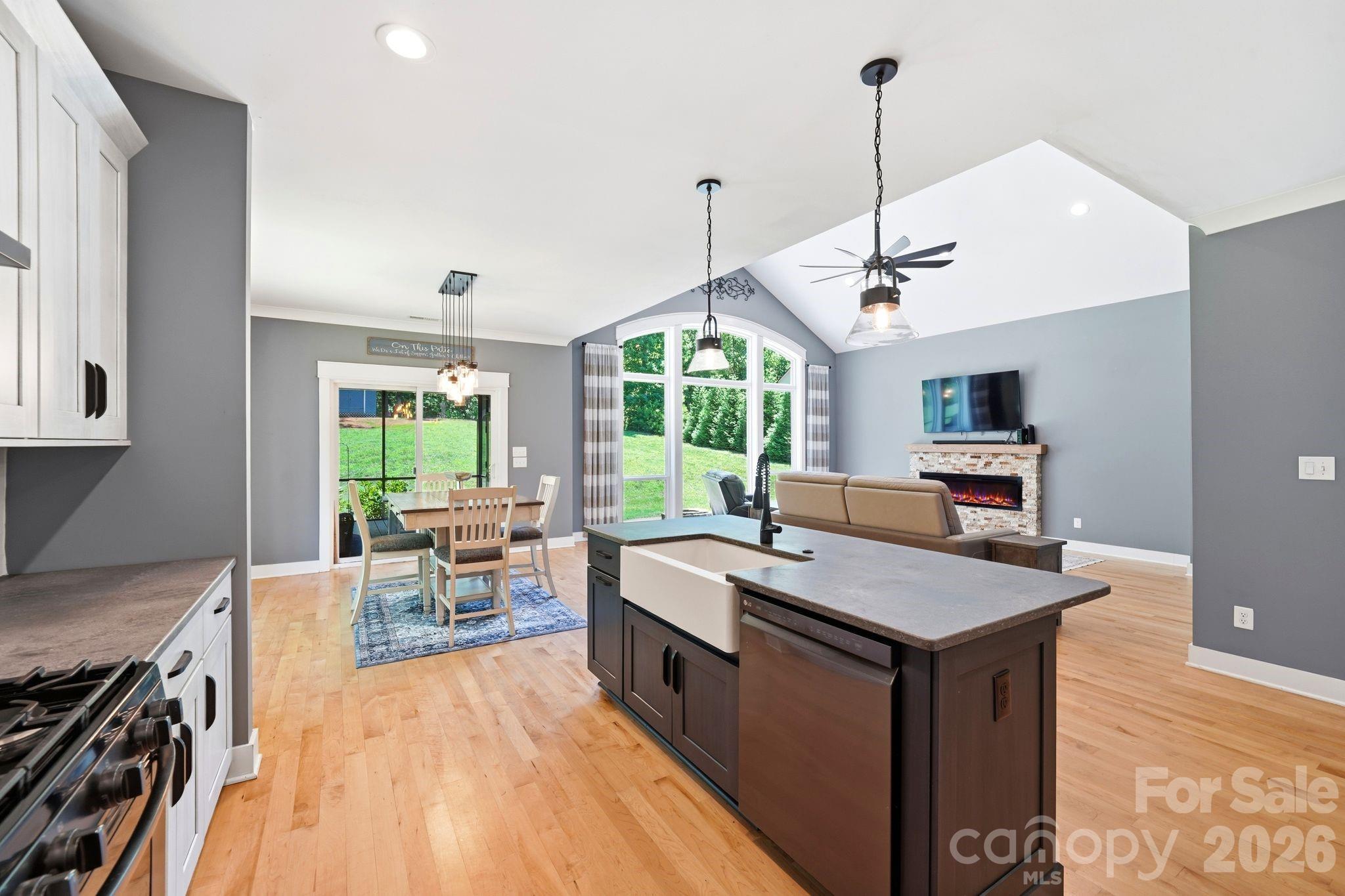 4072 Barbrick Street — Sherrills Ford