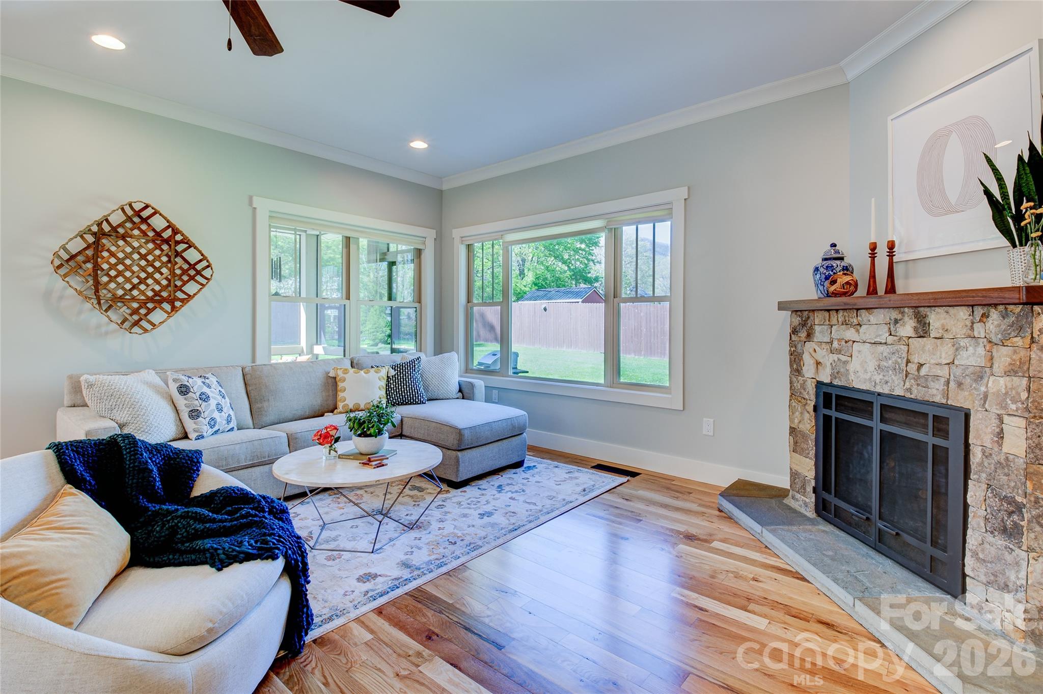 6 Hamlet Street — Black Mountain