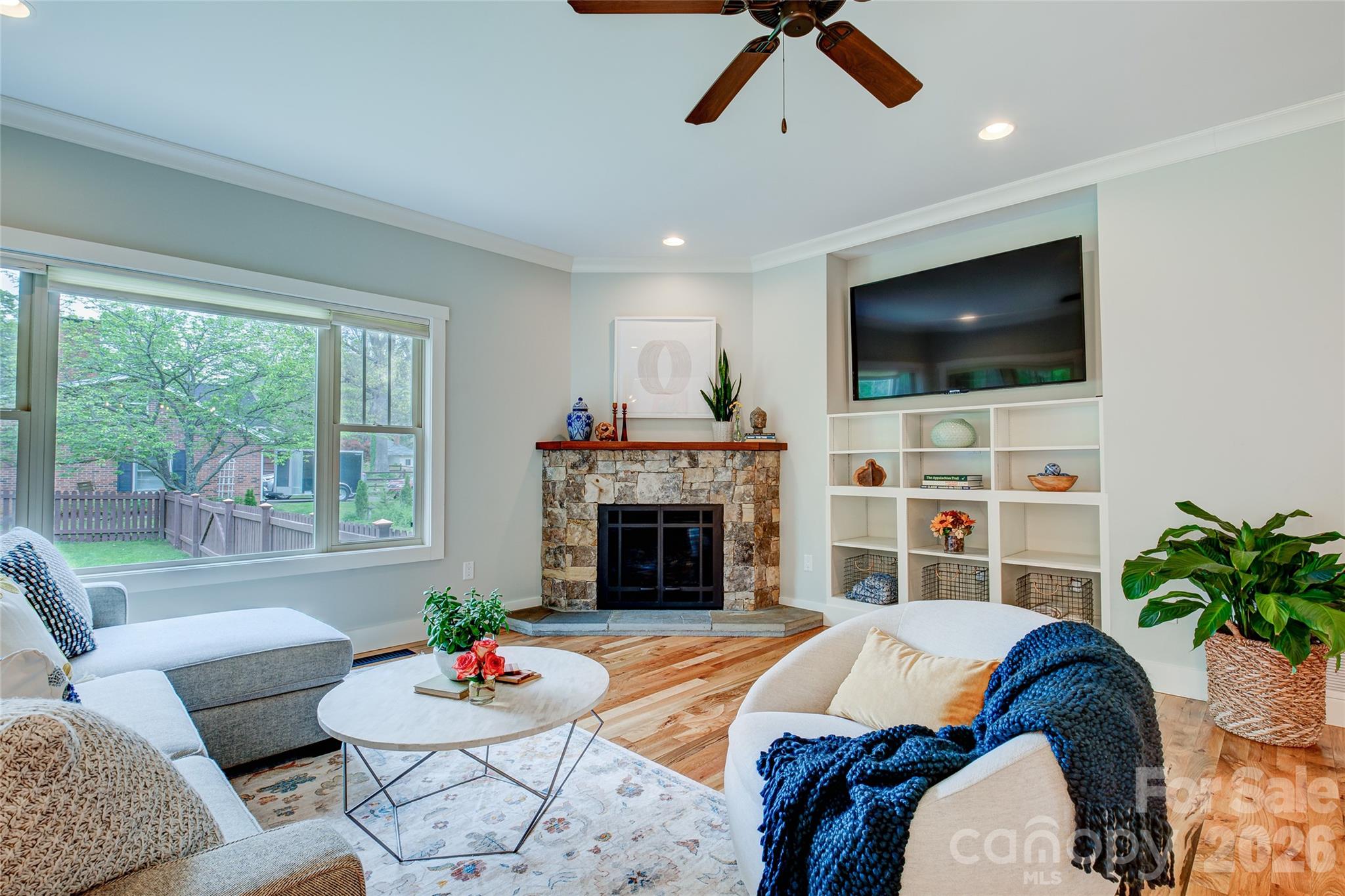 6 Hamlet Street — Black Mountain