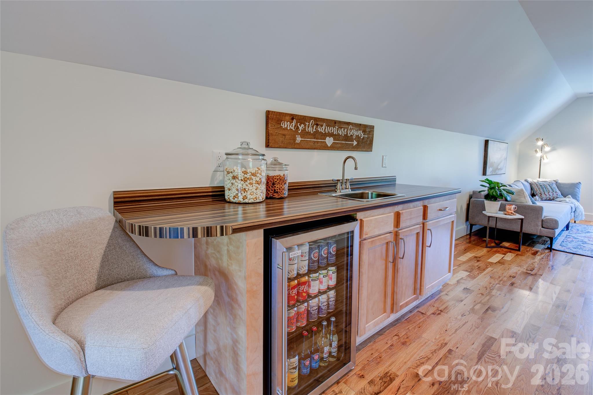 6 Hamlet Street — Black Mountain