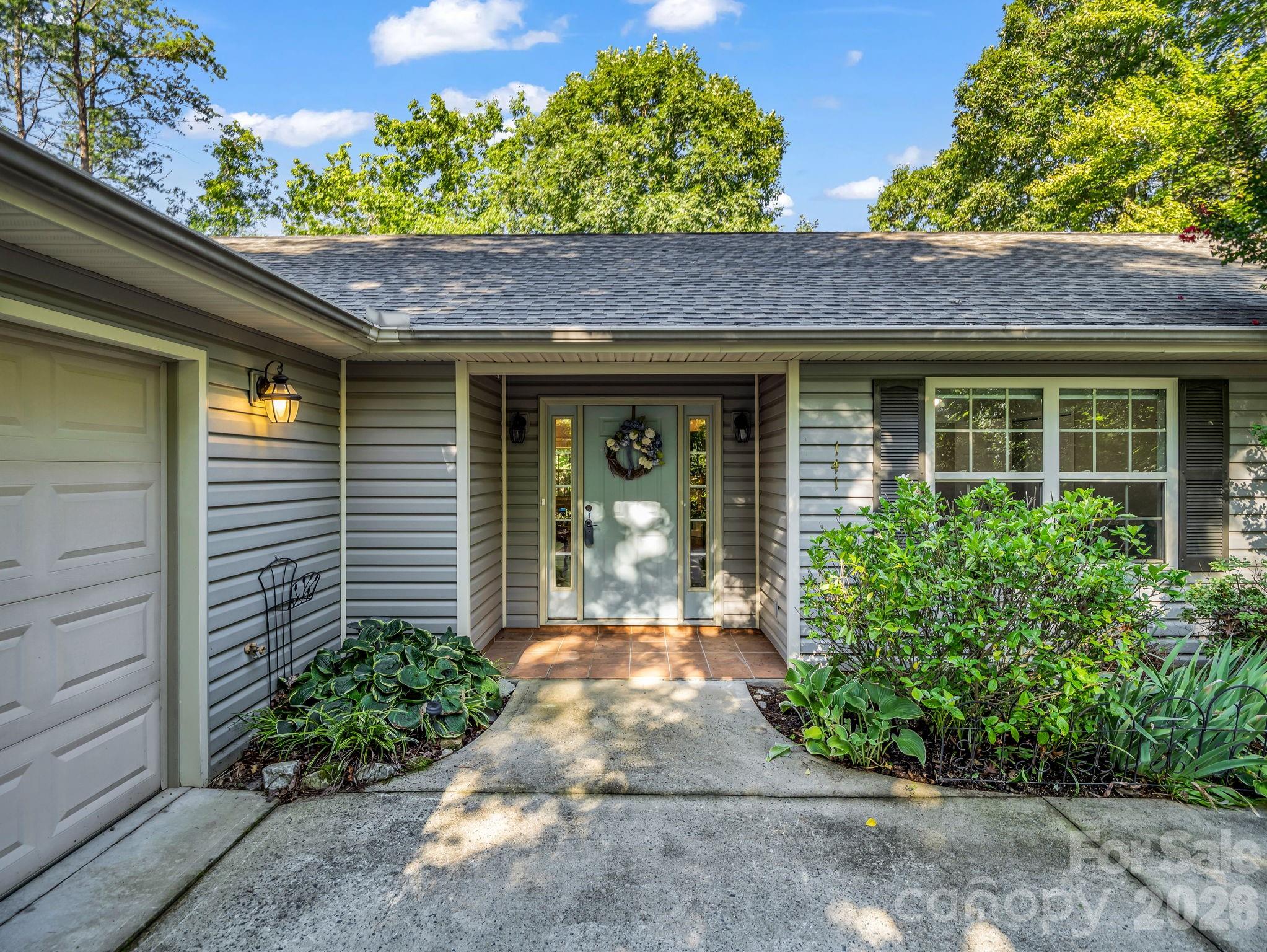 141 Dalton Court — Lake Lure