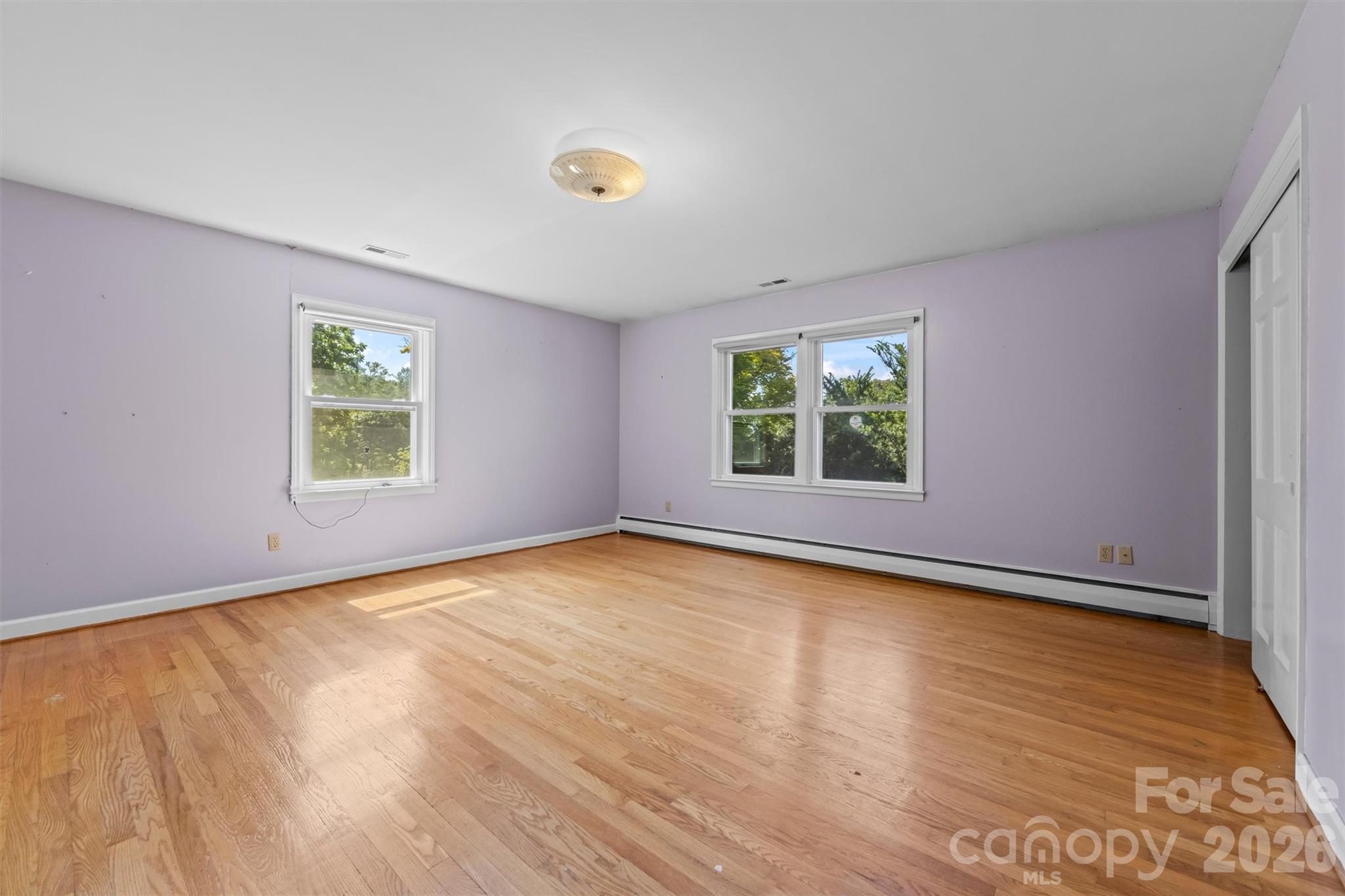 21 Hamburg Drive — Weaverville