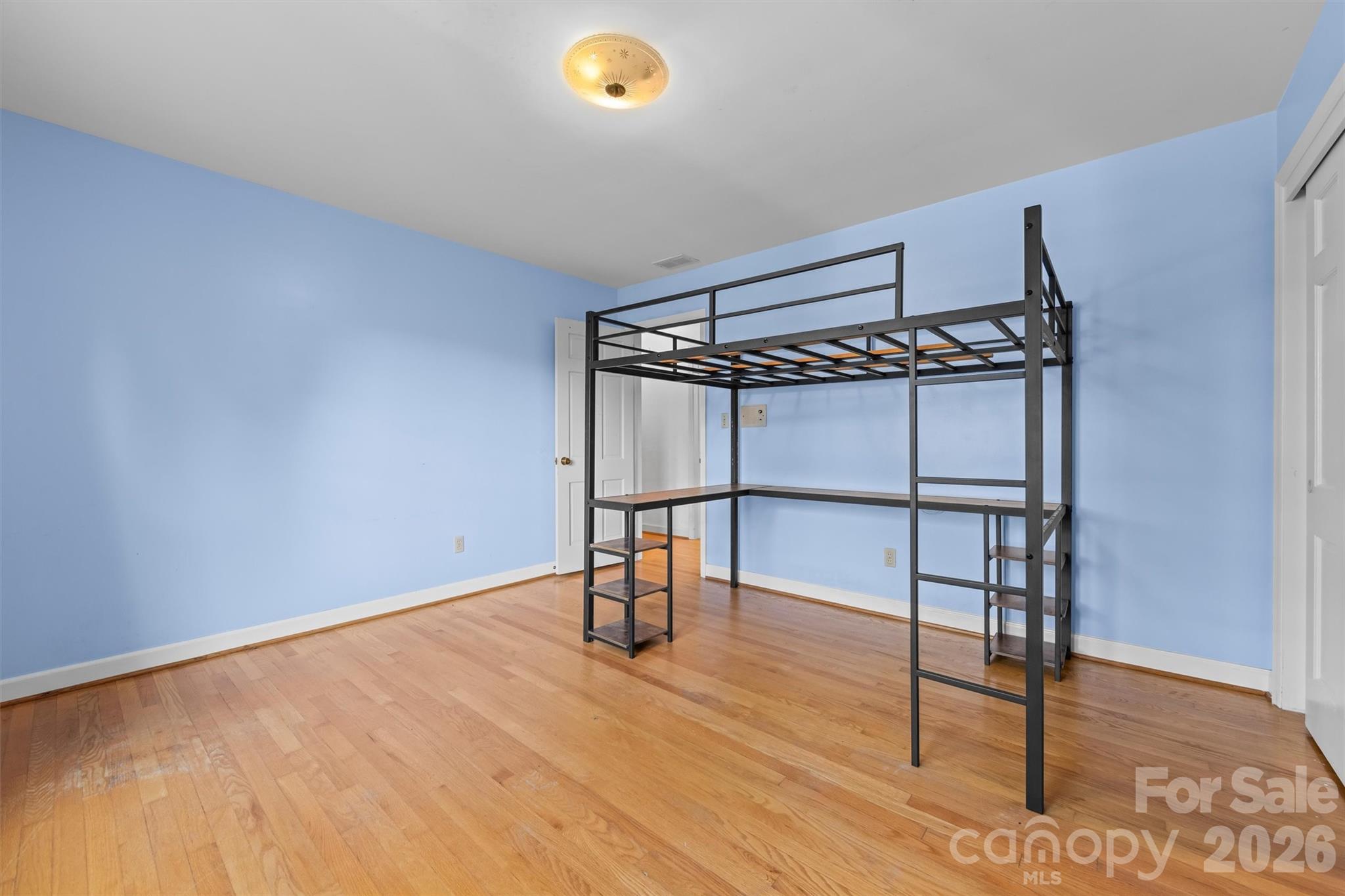 21 Hamburg Drive — Weaverville