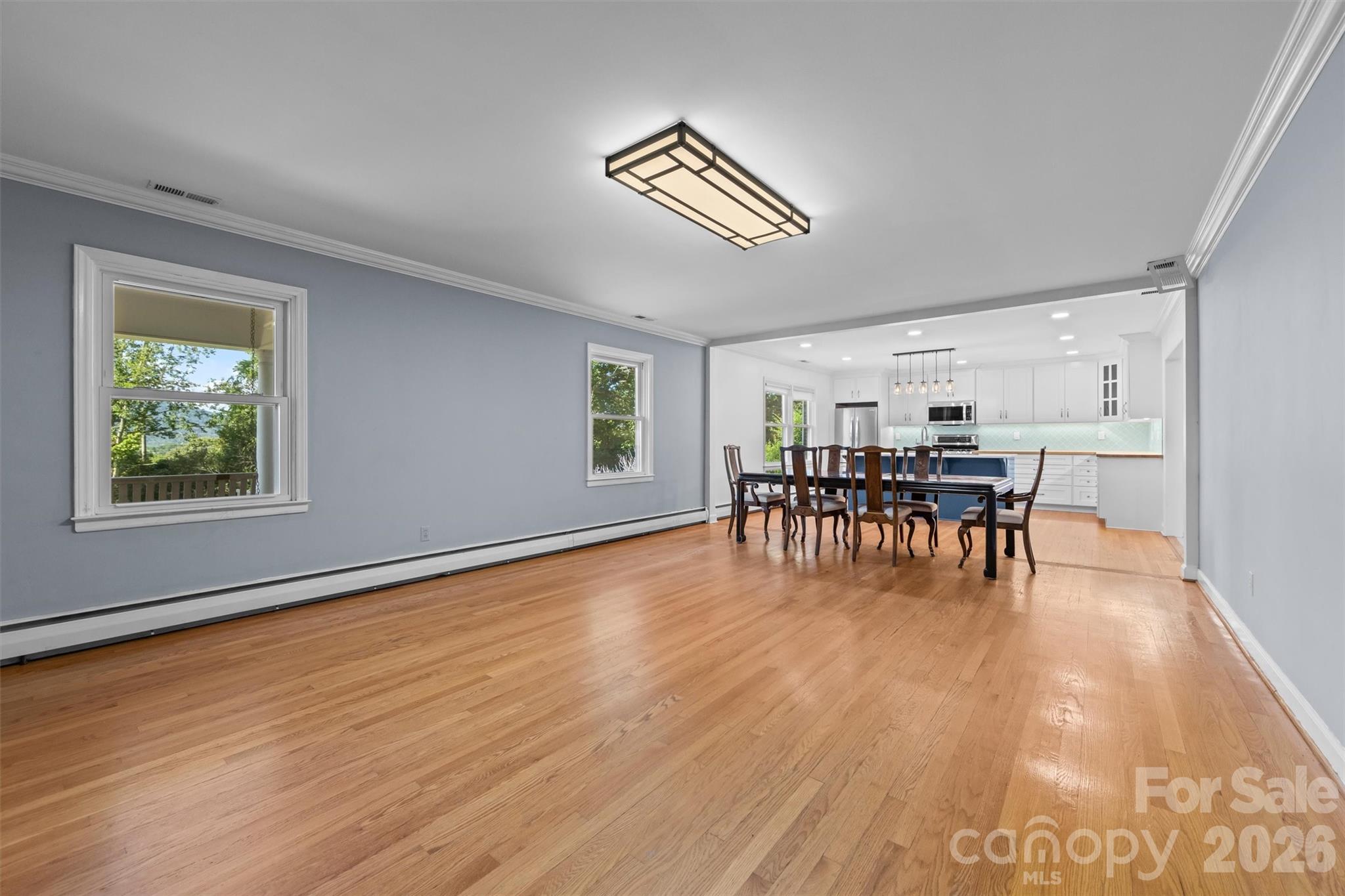 21 Hamburg Drive — Weaverville