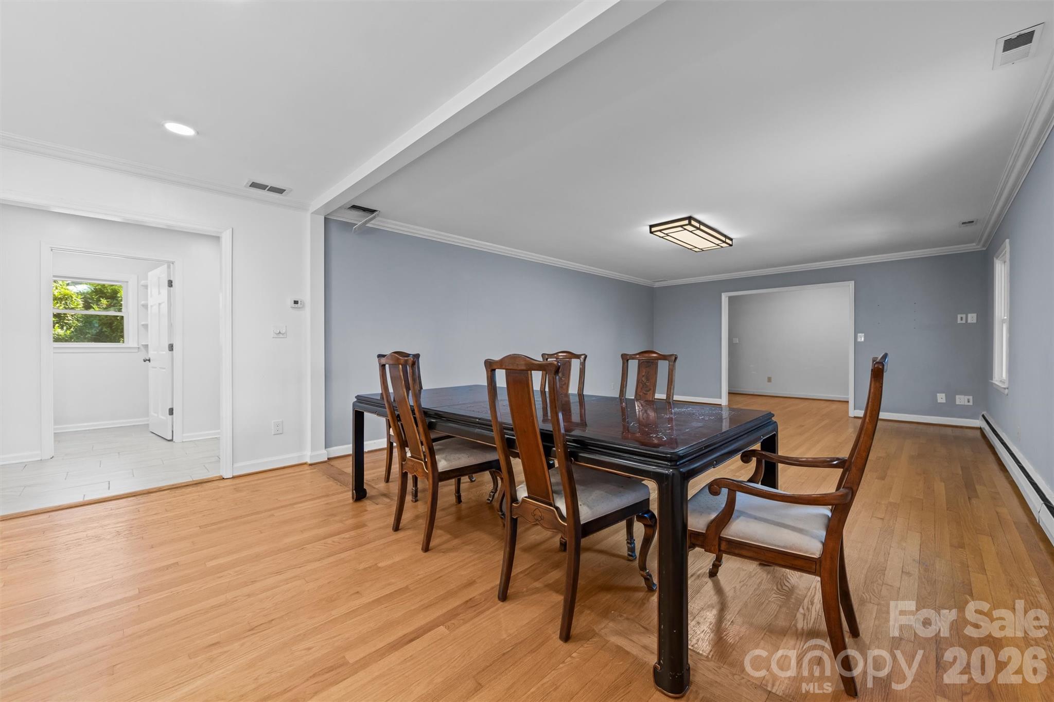 21 Hamburg Drive — Weaverville