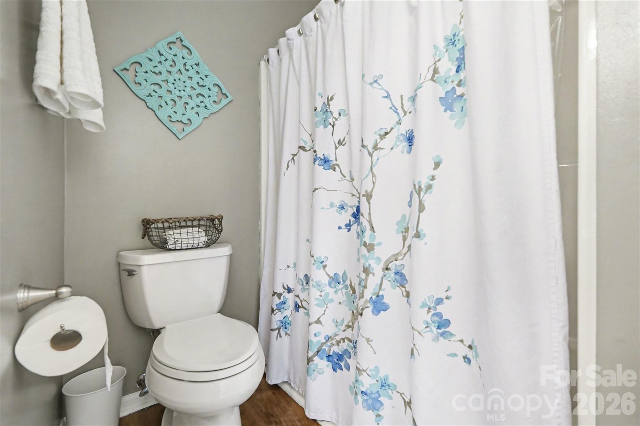 6323 Pine Hollow Drive — Charlotte
