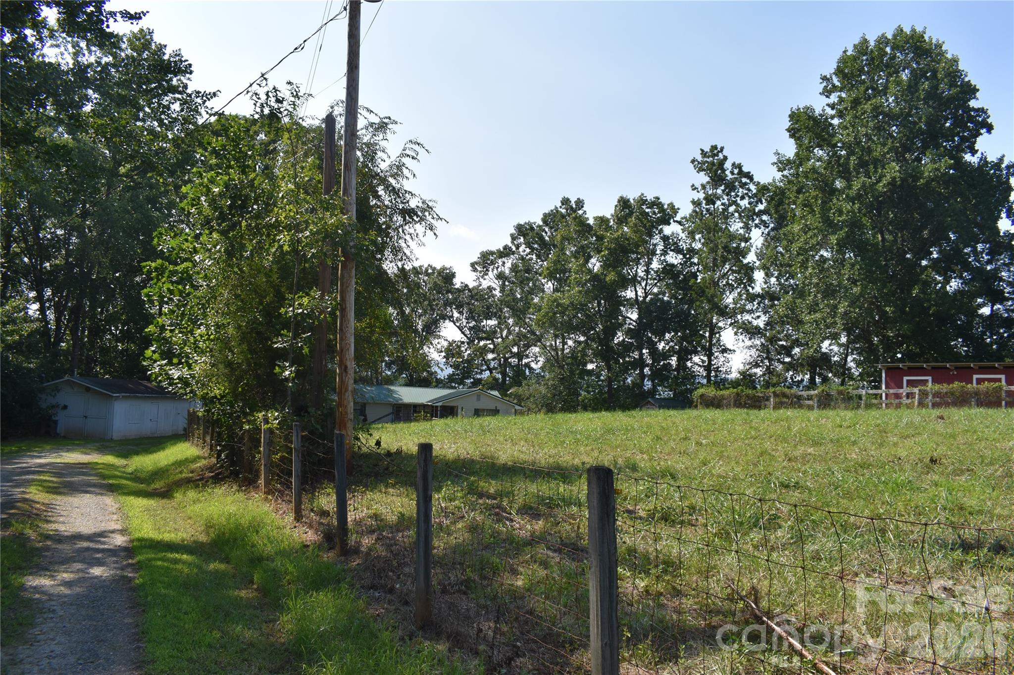 69 Woodmont Drive — Nebo
