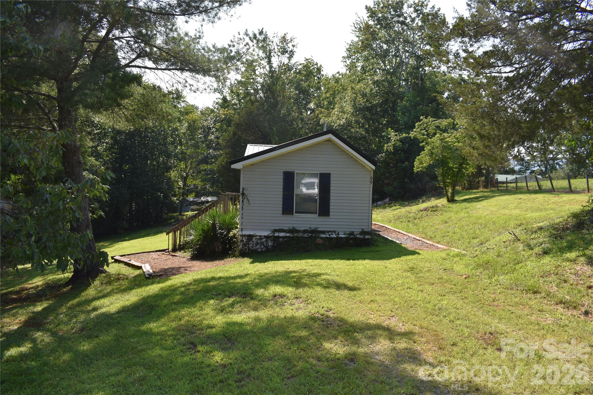 69 Woodmont Drive — Nebo