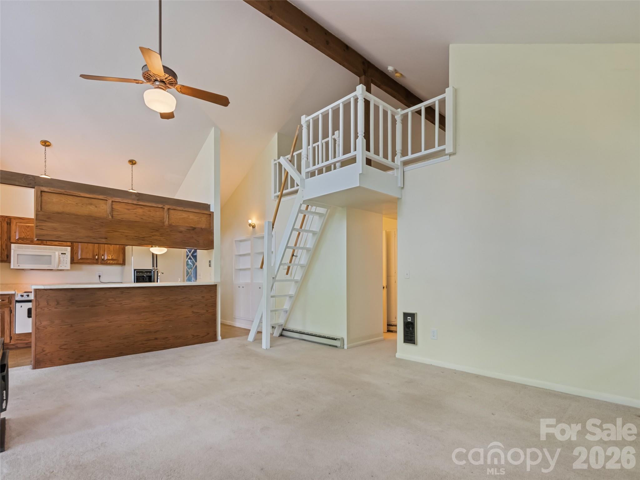 80 Merrie Way — Waynesville