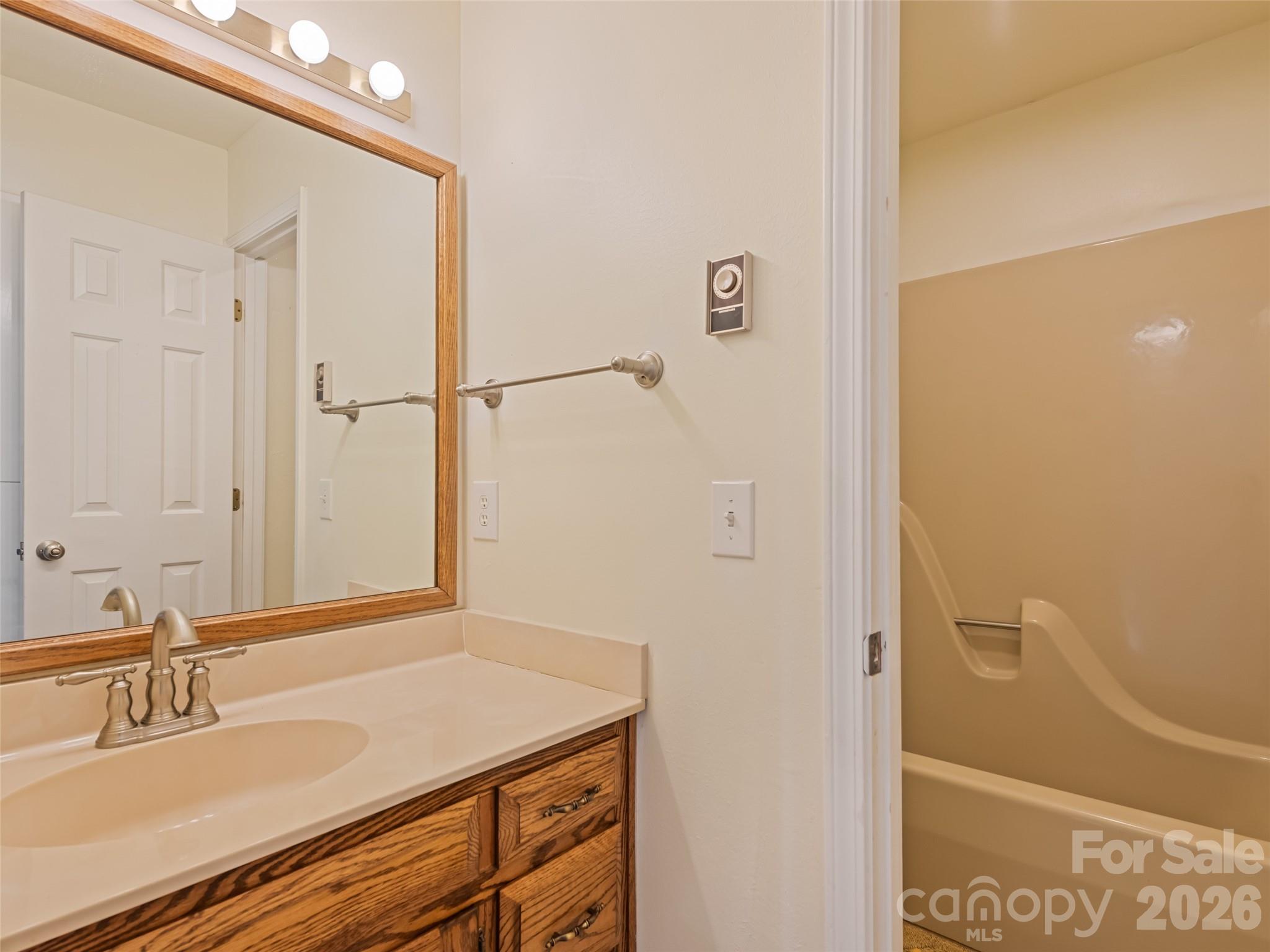 80 Merrie Way — Waynesville