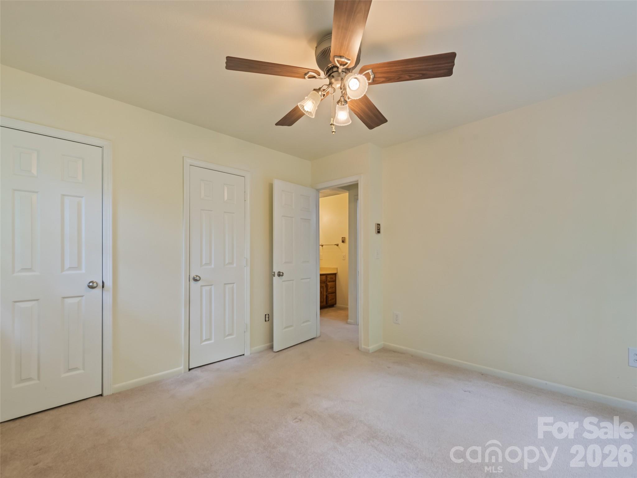 80 Merrie Way — Waynesville