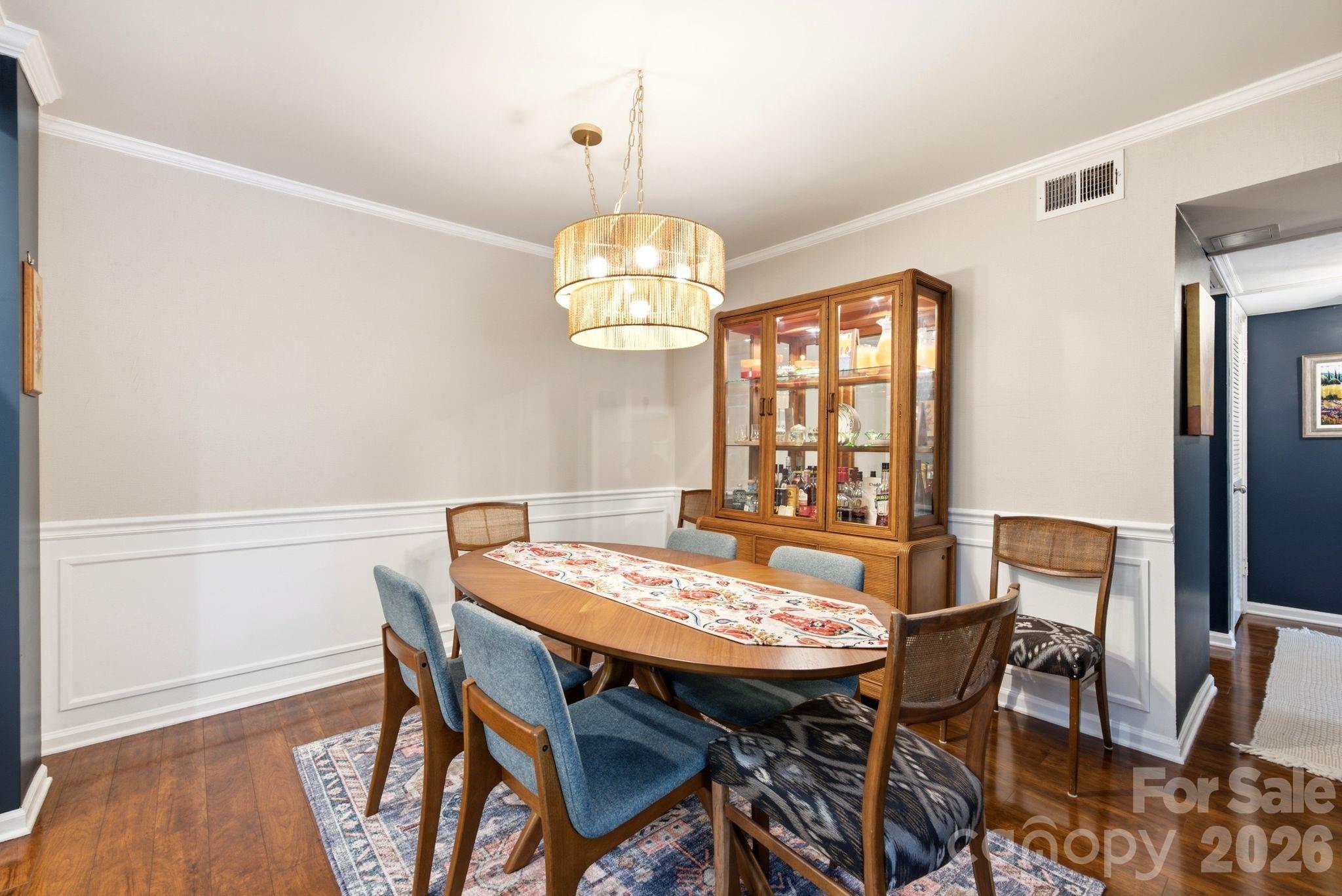 4739 Hedgemore Drive — Charlotte