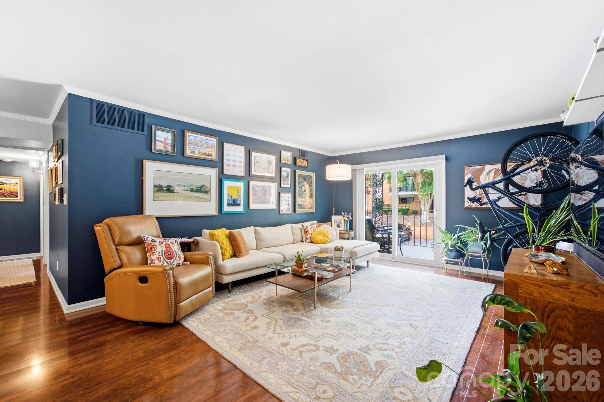 4739 Hedgemore Drive — Charlotte