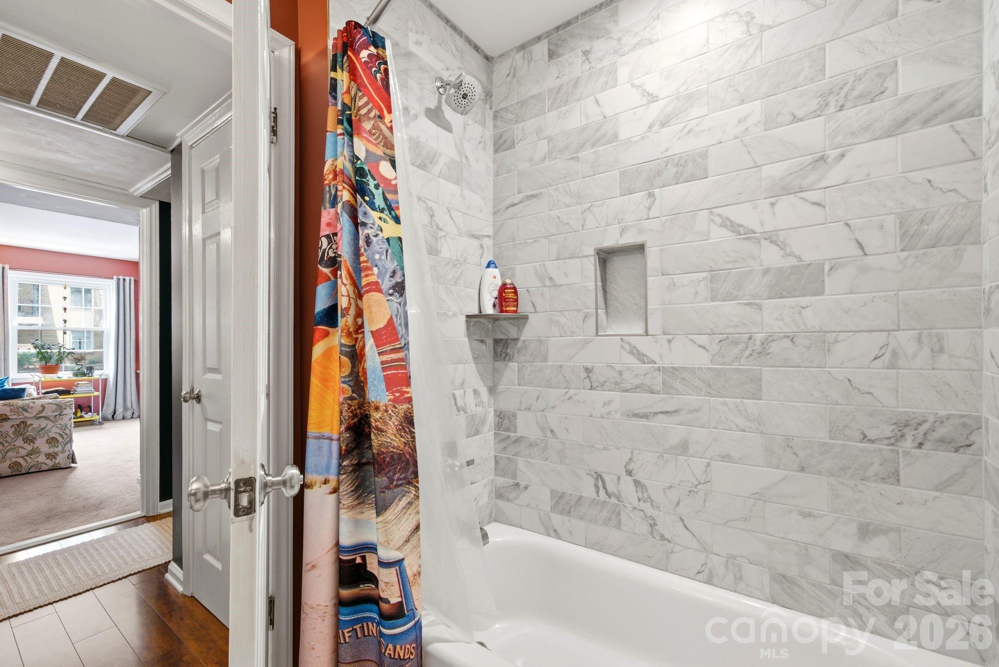 4739 Hedgemore Drive — Charlotte