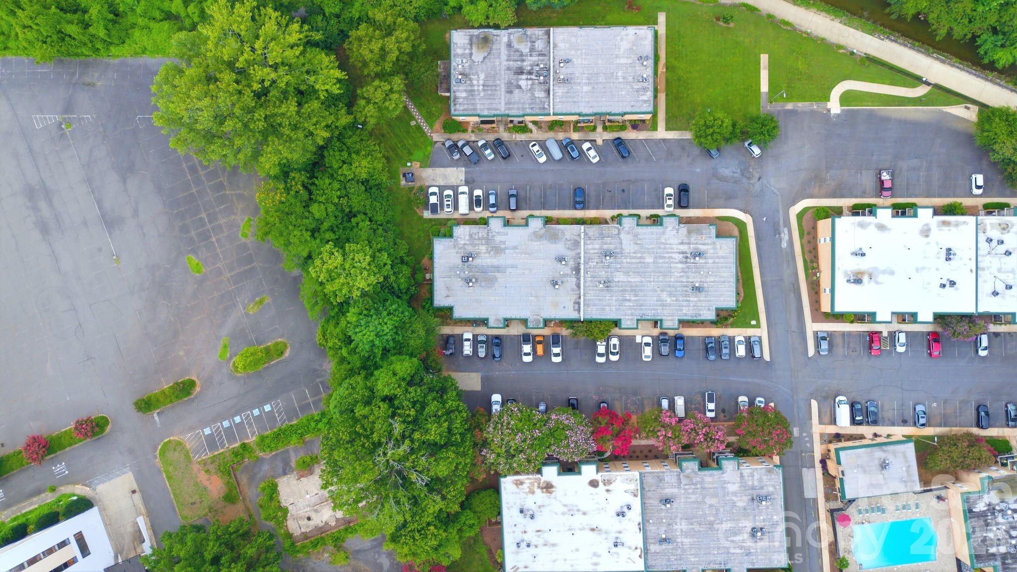 4739 Hedgemore Drive — Charlotte