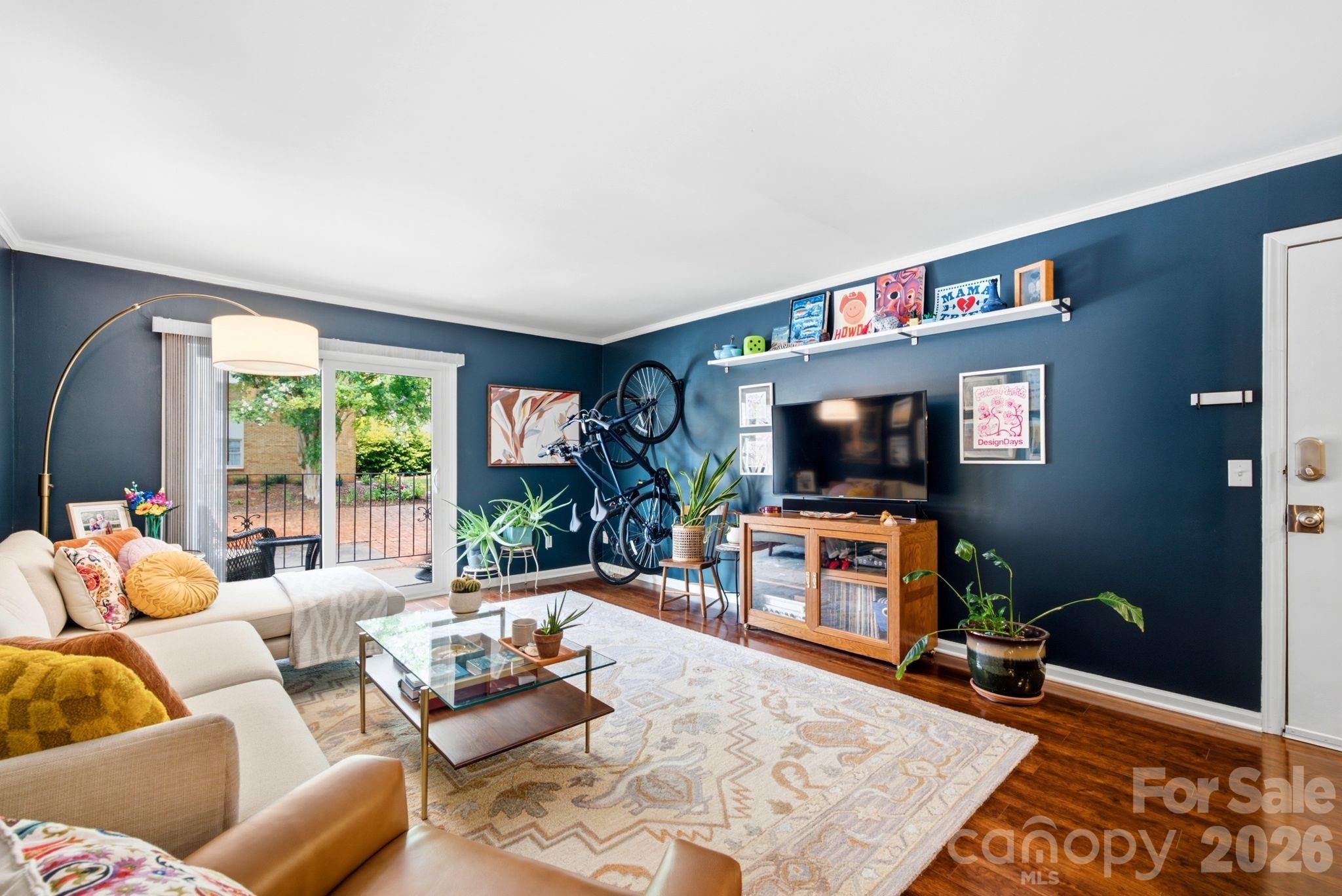 4739 Hedgemore Drive — Charlotte