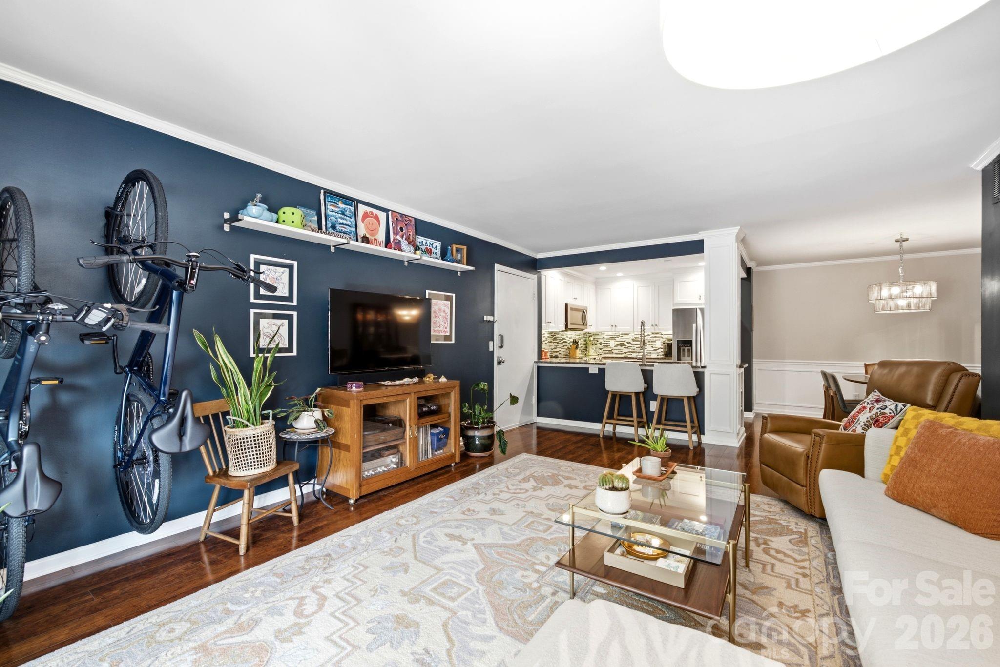 4739 Hedgemore Drive — Charlotte