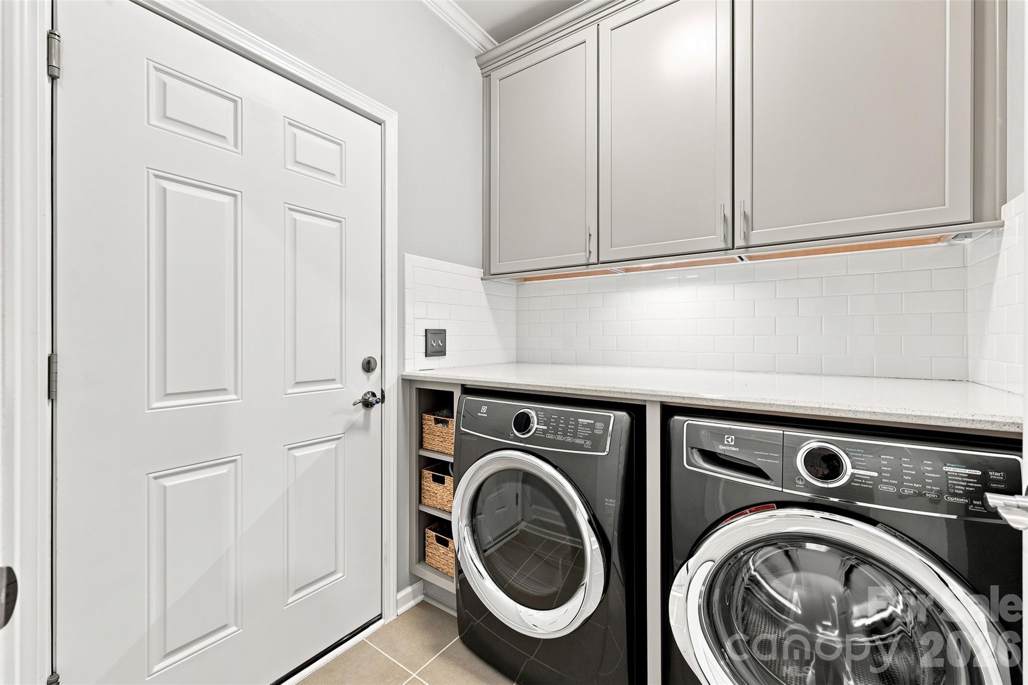 8158 Asher Chase Trail — Lancaster