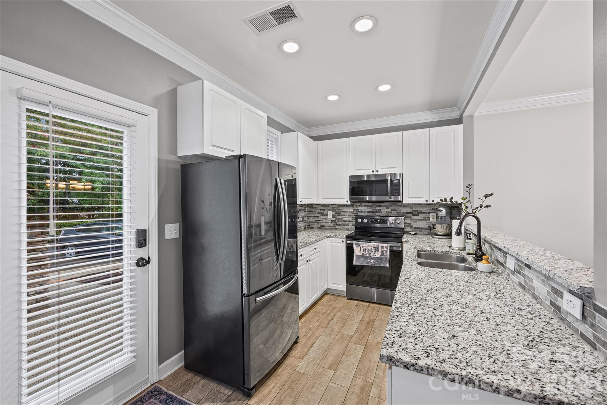 11143 Dundarrach Lane — Charlotte