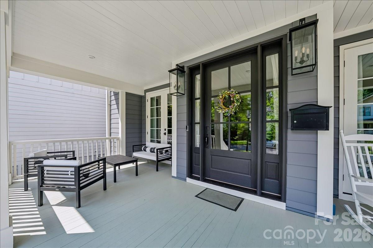 2649 Chesterfield Avenue — Charlotte