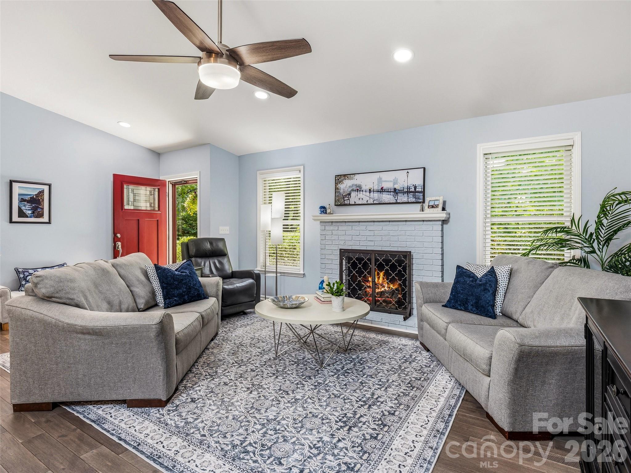 518 Starmount Lane — Hendersonville