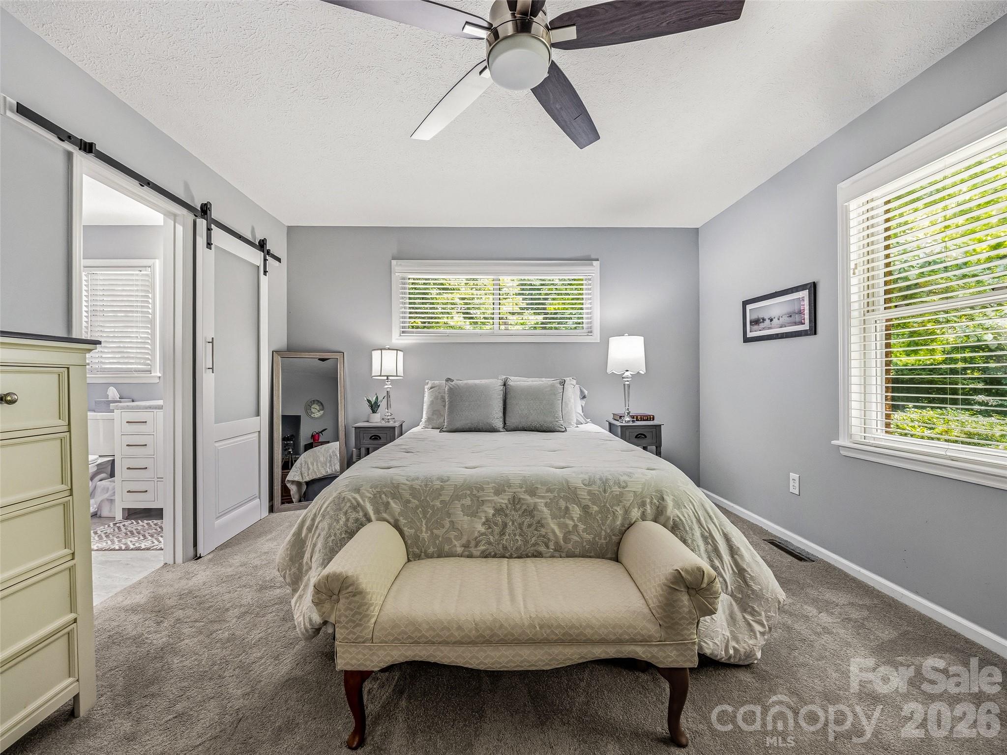 518 Starmount Lane — Hendersonville