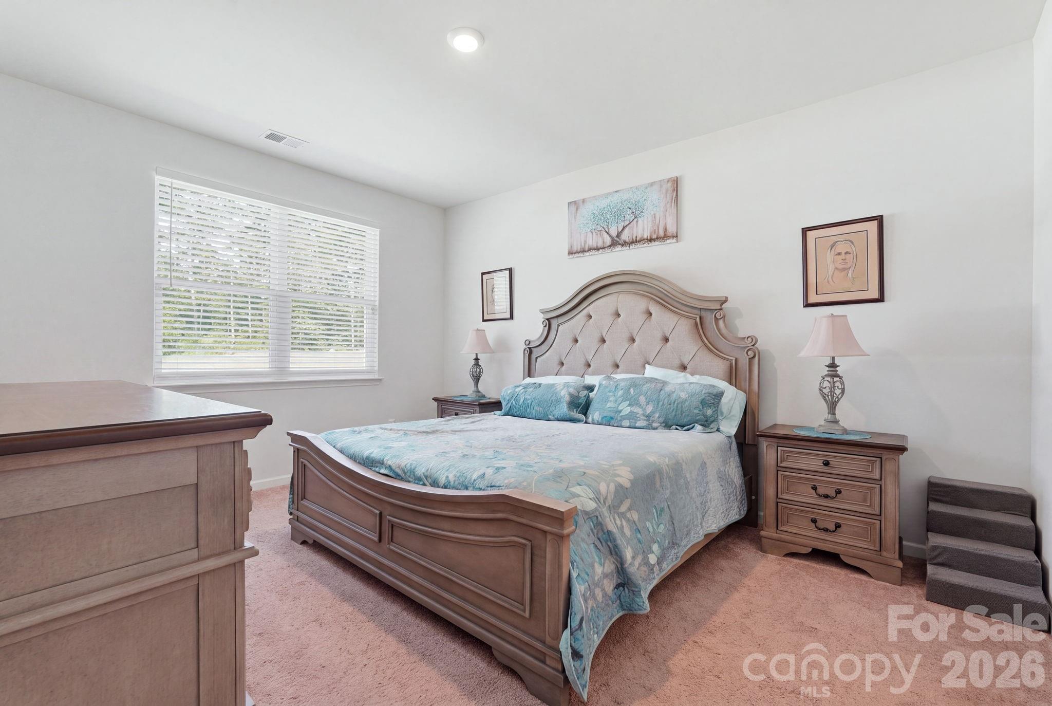 1404 Greenock Lane — Conway