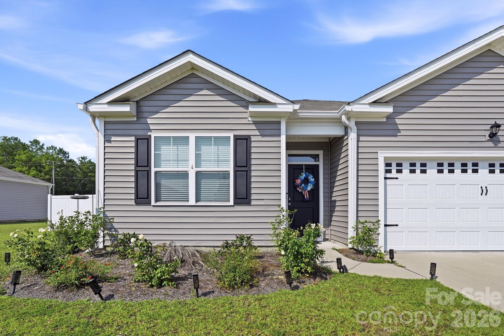 1404 Greenock Lane — Conway