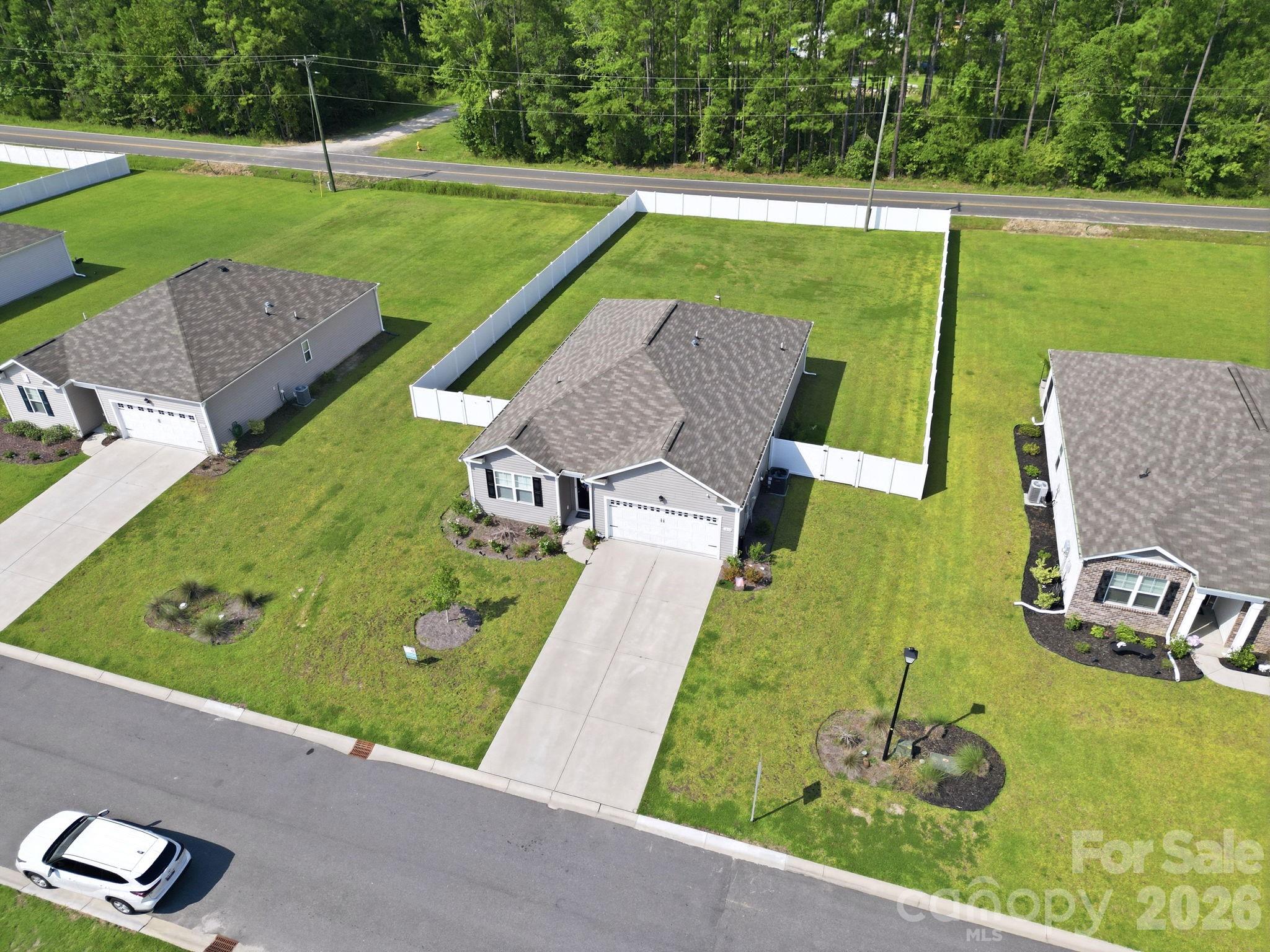 1404 Greenock Lane — Conway