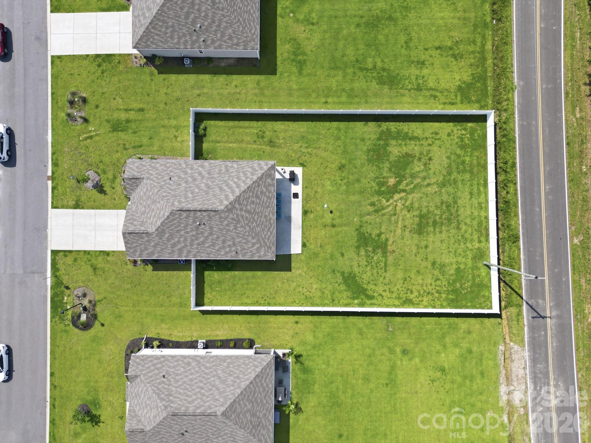 1404 Greenock Lane — Conway