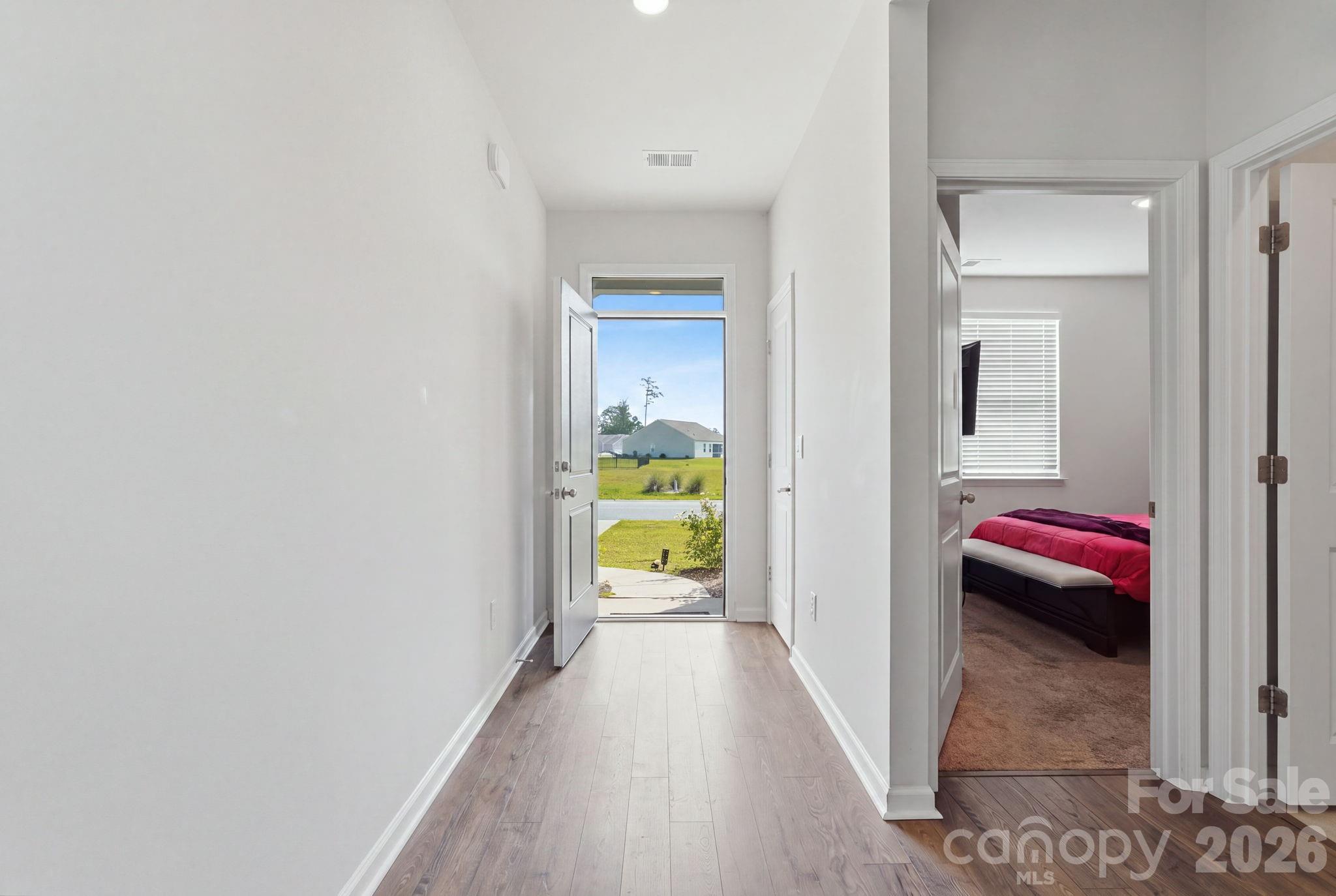1404 Greenock Lane — Conway