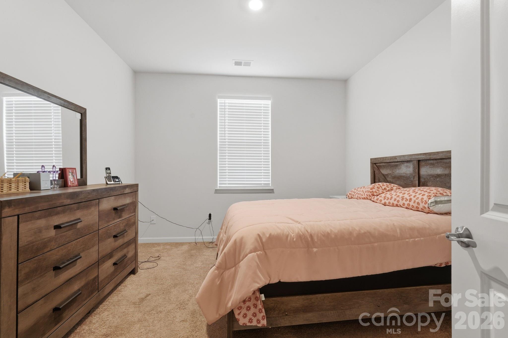 1404 Greenock Lane — Conway