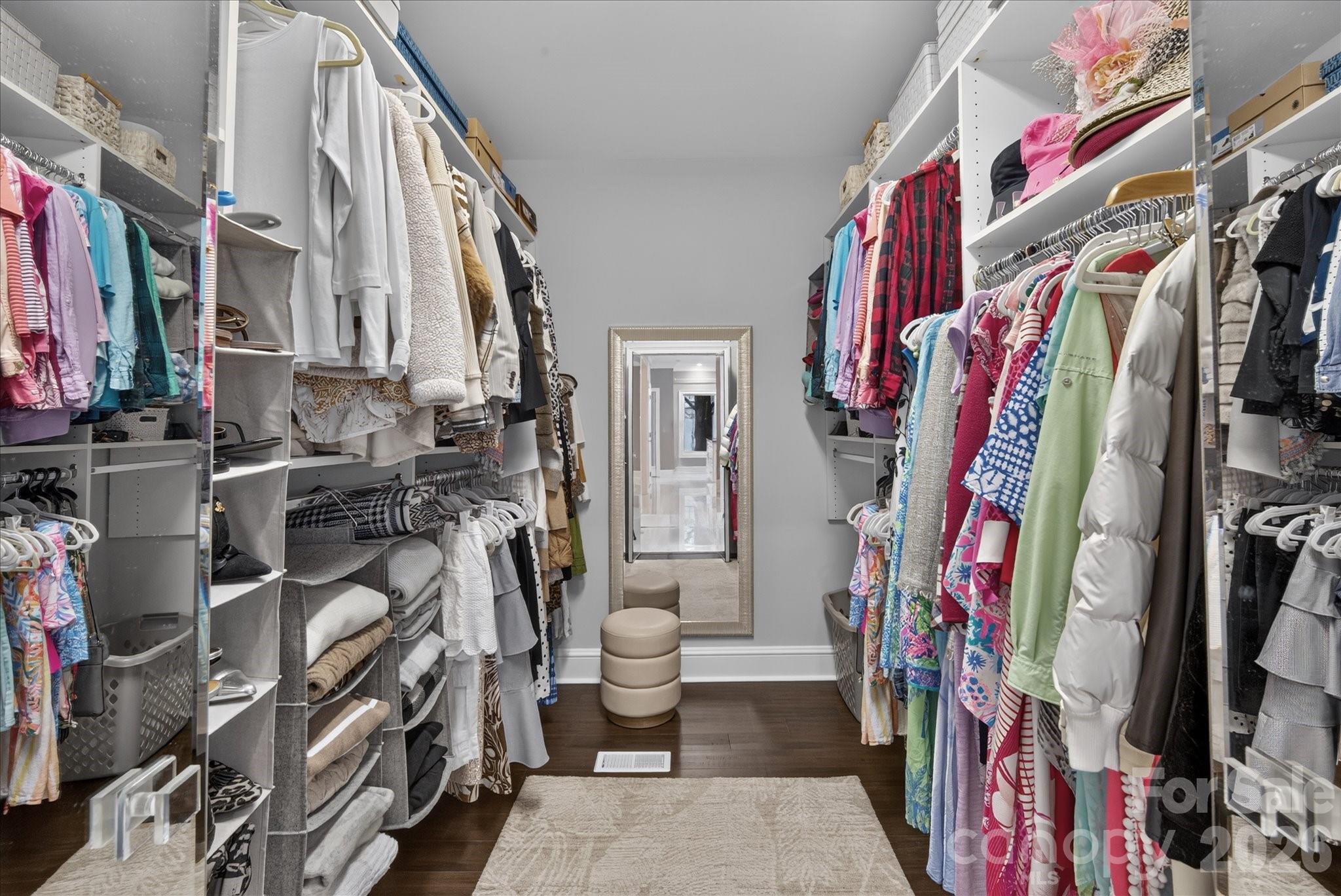 6812 Linkside Court — Charlotte