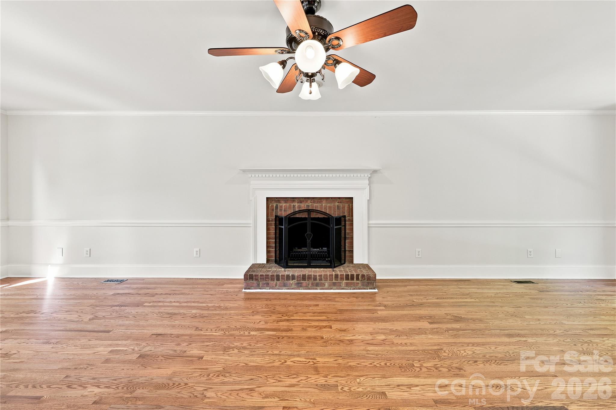 122 W Tattersall Drive — Statesville