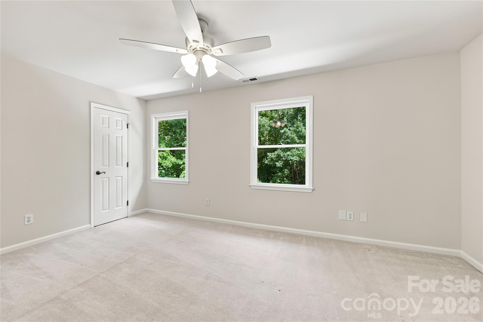 122 W Tattersall Drive — Statesville