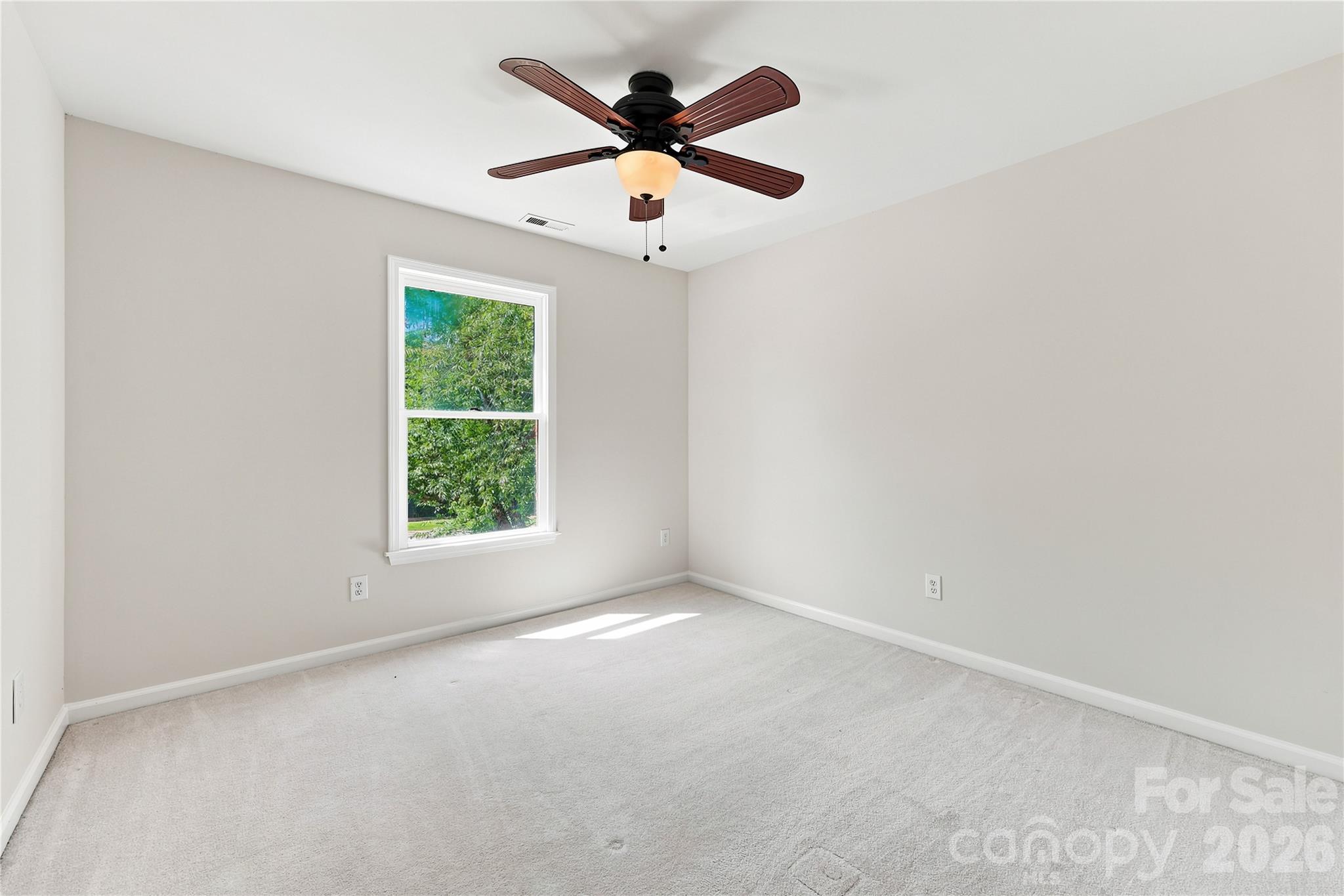 122 W Tattersall Drive — Statesville