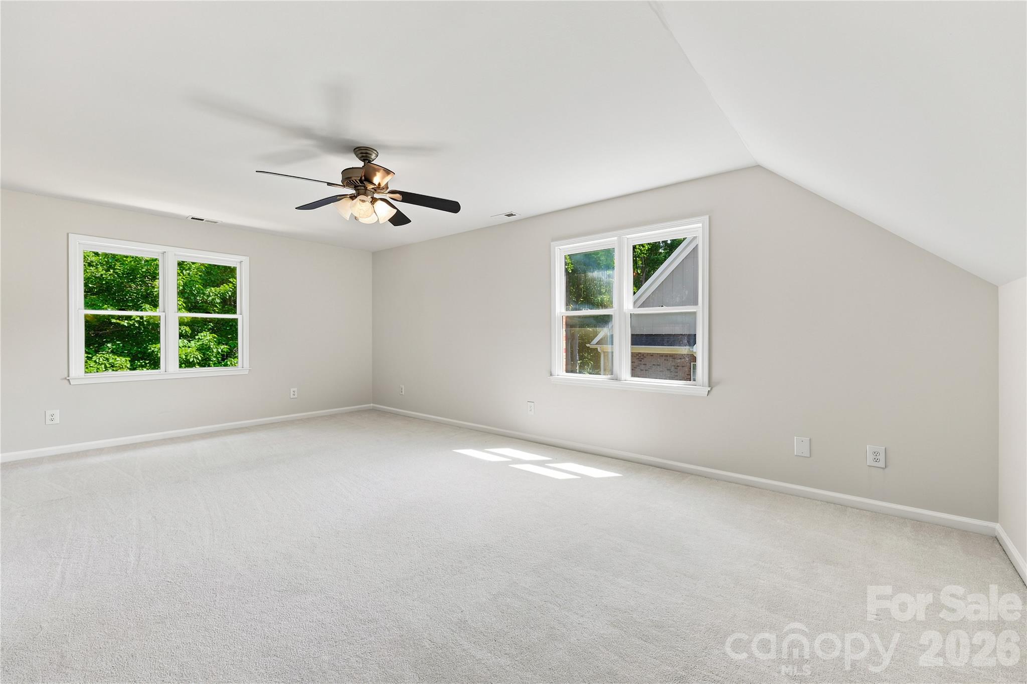 122 W Tattersall Drive — Statesville