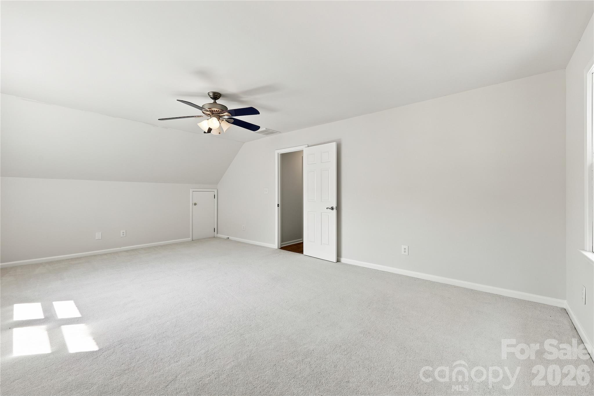 122 W Tattersall Drive — Statesville