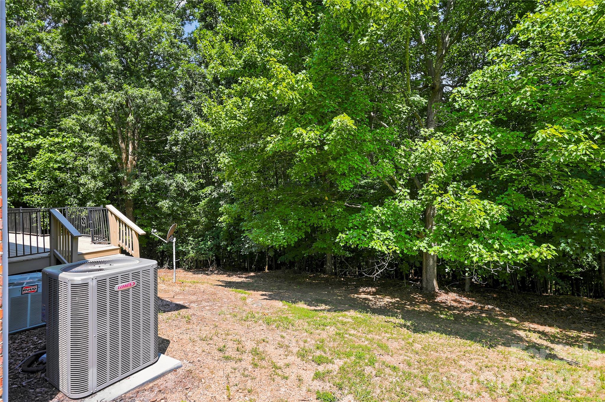 122 W Tattersall Drive — Statesville