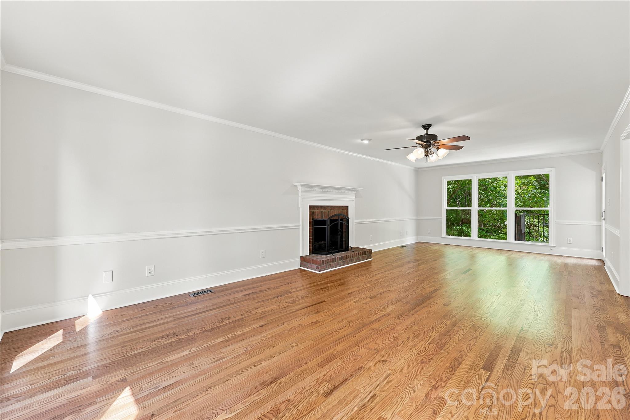 122 W Tattersall Drive — Statesville